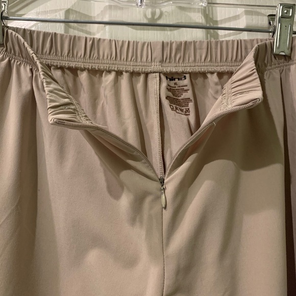 Hind Capris / bottoms•size XL•good used condition - Picture 4 of 7